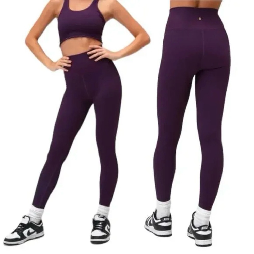 Spiritual Gangster Purple leggings M/L